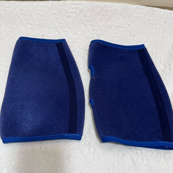 Neo G calf shin sleeve support with Velcro - Picture 2 of 5